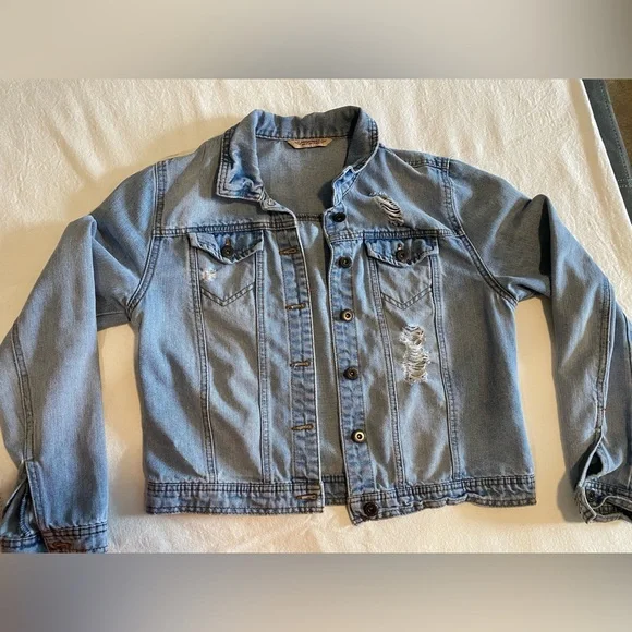 Distressed Light Blue Denim Jacket Large - Picture 1 of 7